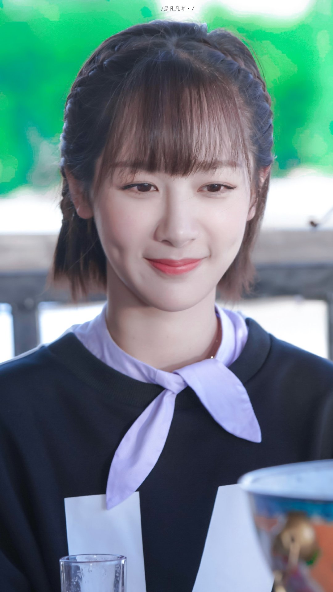 杨紫美图佟年壁纸