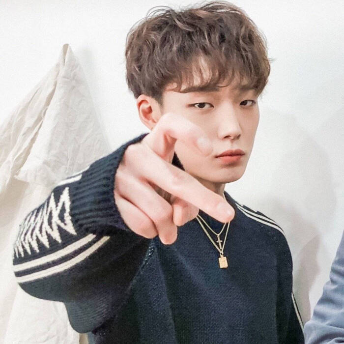 延南洞可爱鬼金知元