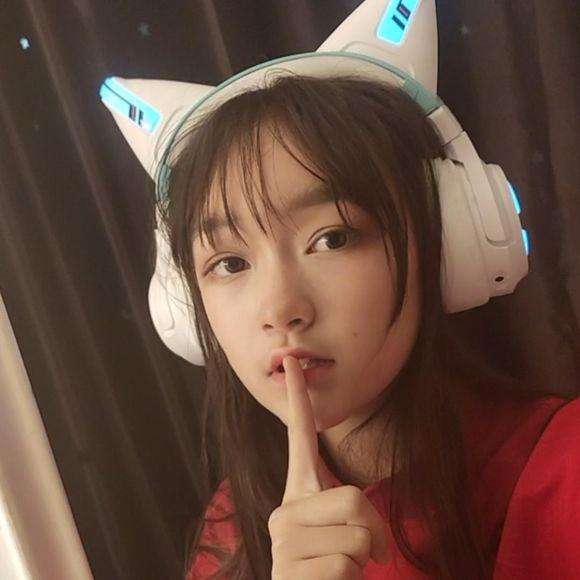 查看完整图片永远爱拜尔娜·艾尼瓦尔