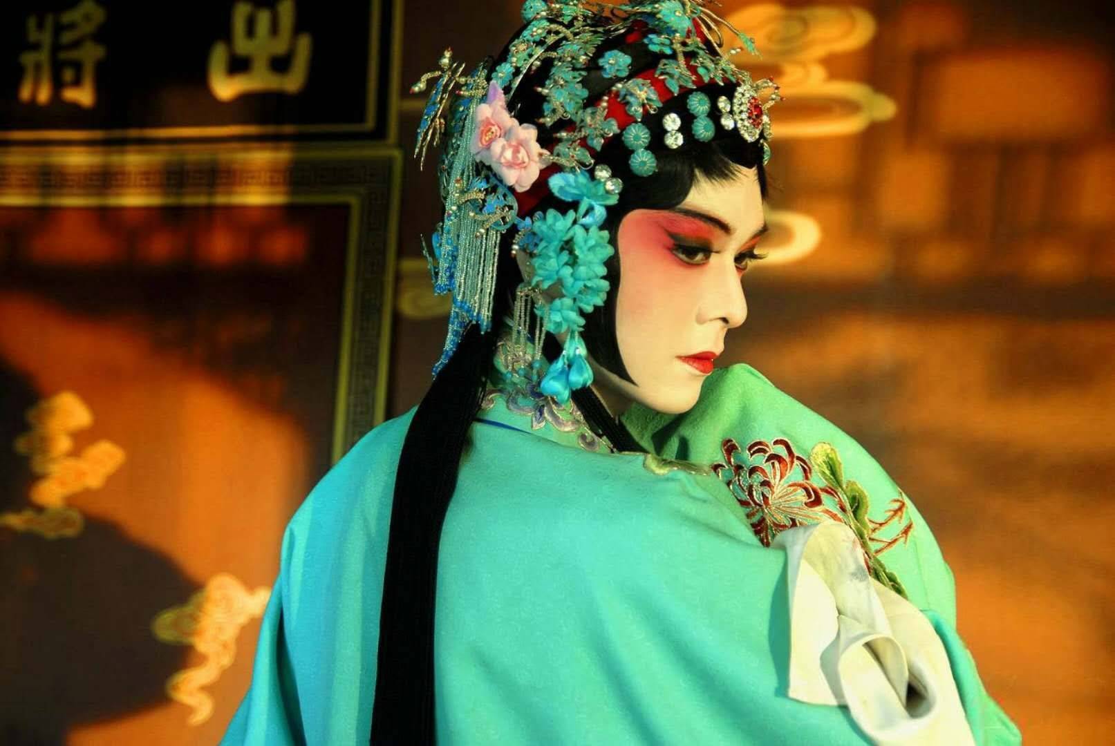 惊鸿一面