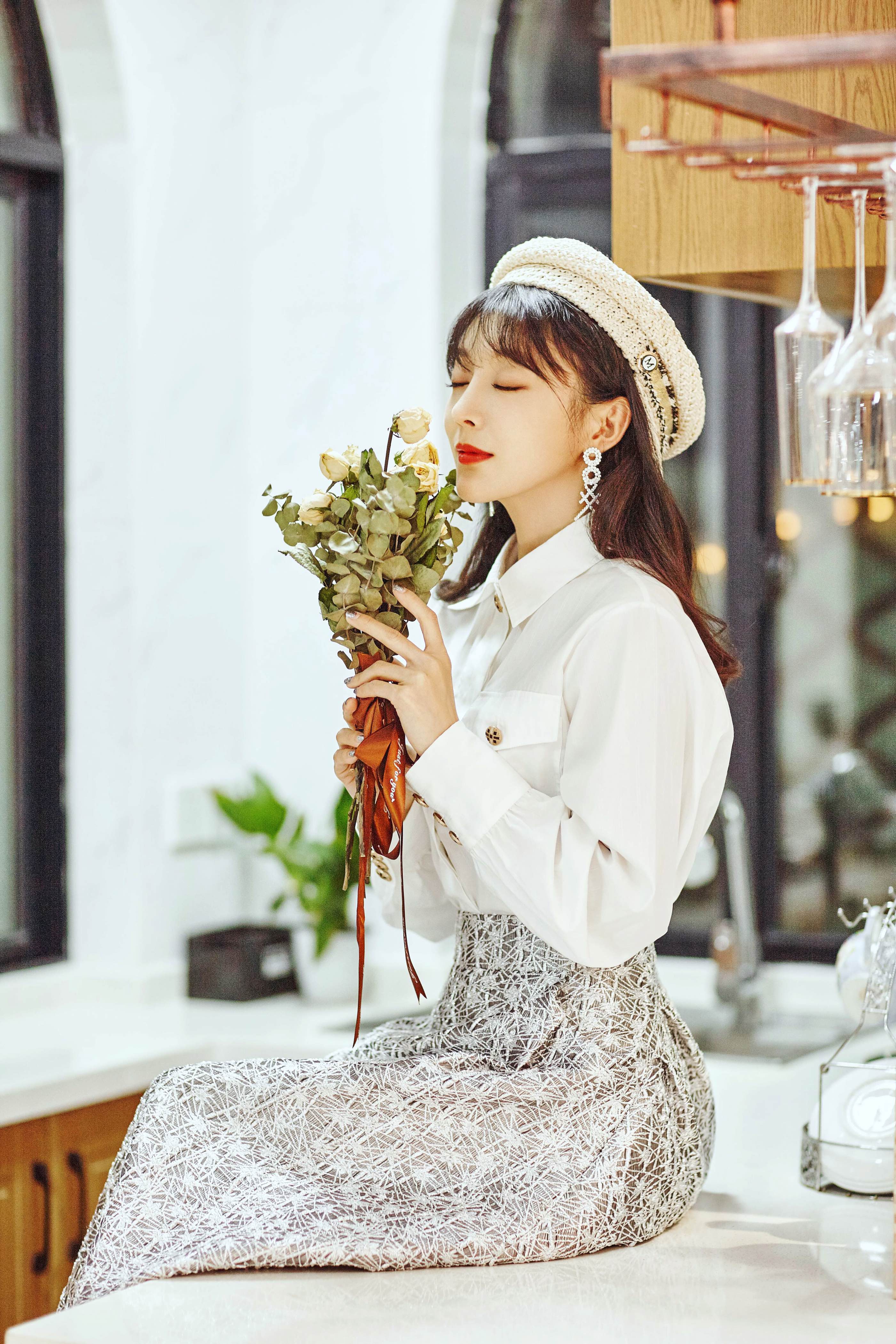 明星孙佳奇复古写真曝光