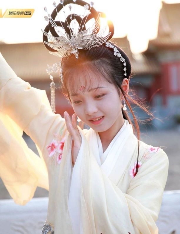 陈舒宜-doki@腾讯视频:超全的陈舒宜资讯,视频,粉丝,直播,活动集合