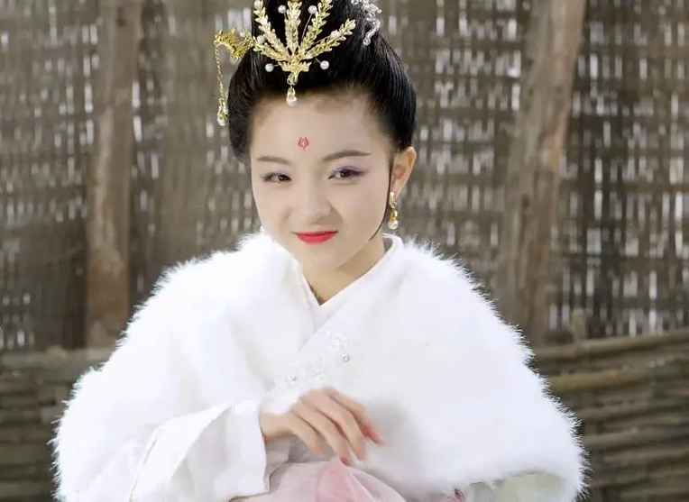 苏魏舞天真派西游记高翠兰和卯二姐剧照(抱歉剧照真不多