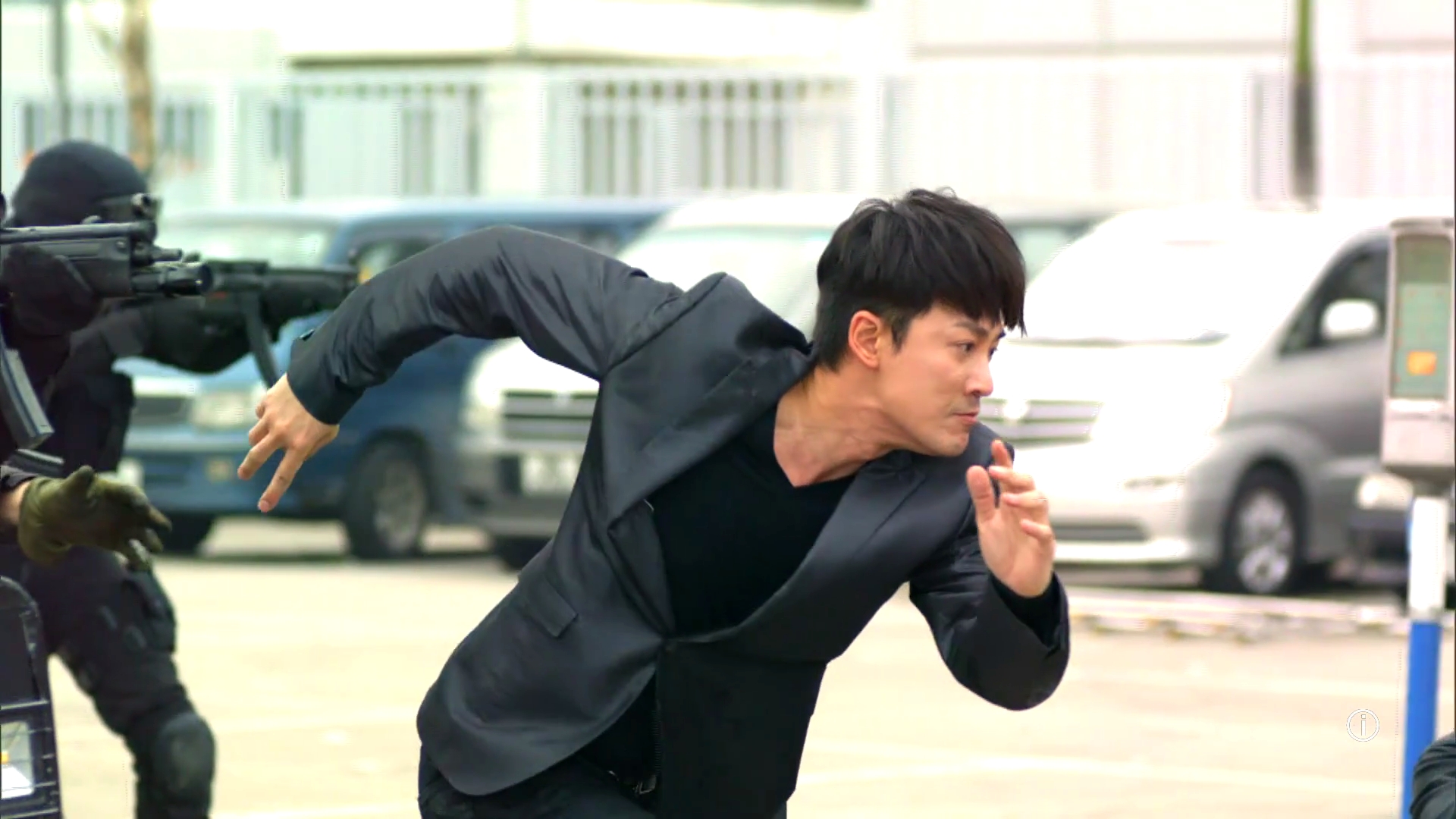 爆seed呢个走姿系要逼我唱征服吗?