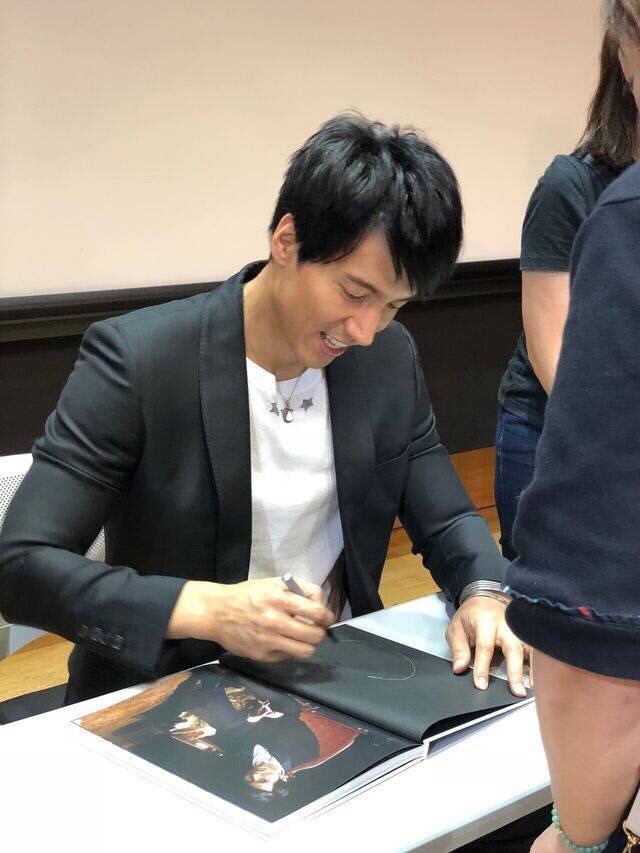 【言承旭】喜欢你的签名,会有机会吧