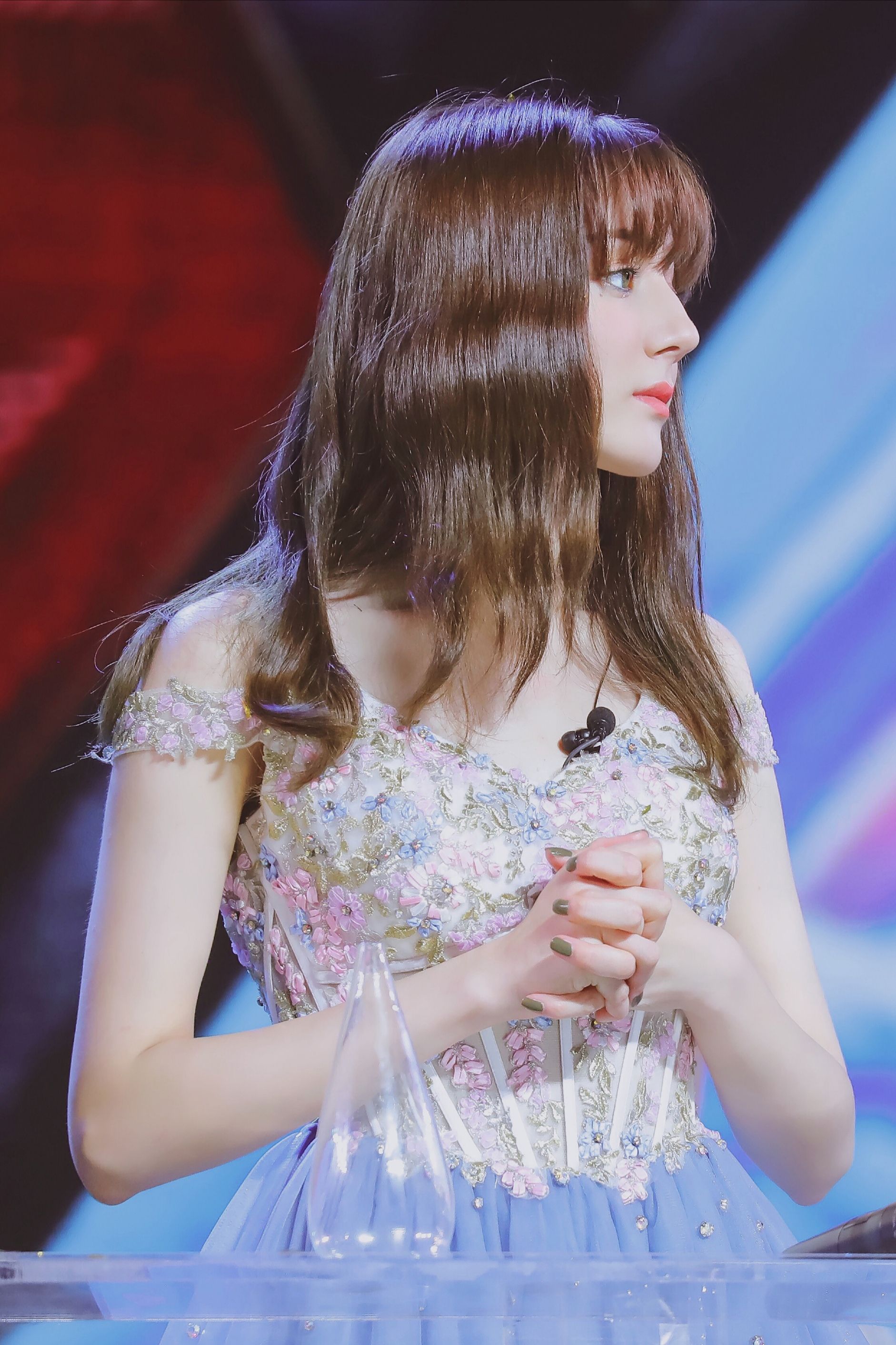 迪丽热巴迪力木拉提