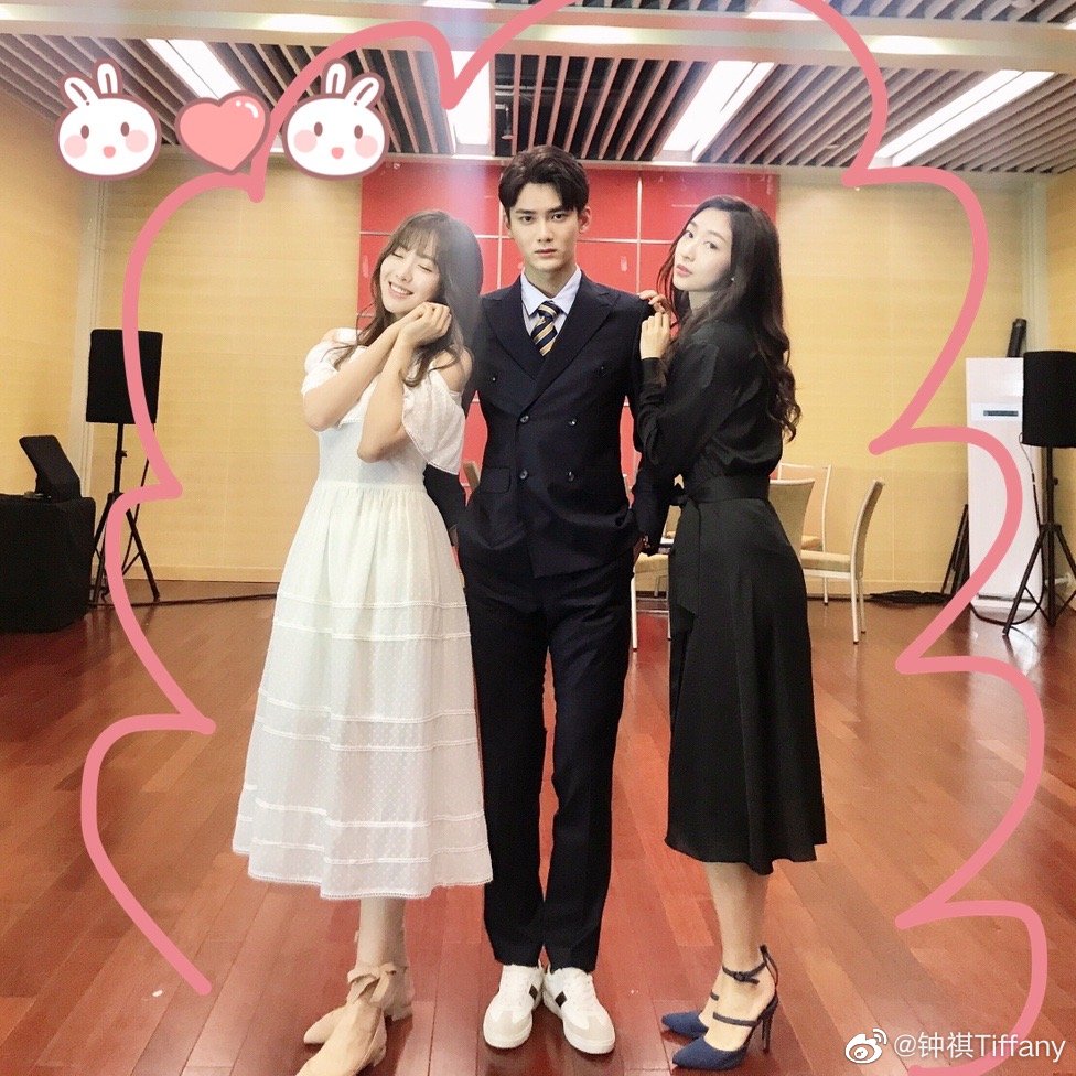 期待赵尧珂凤归四时歌闻素语