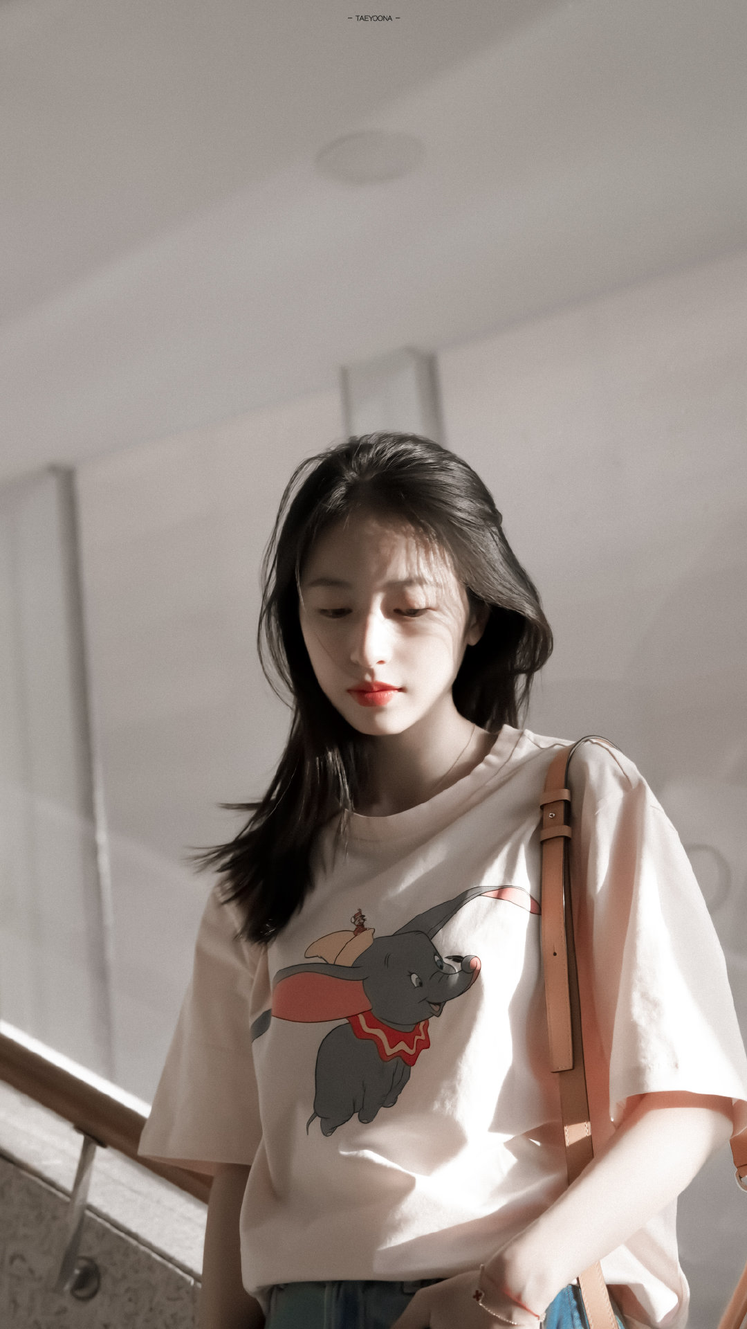 周雨彤美图时尚女孩