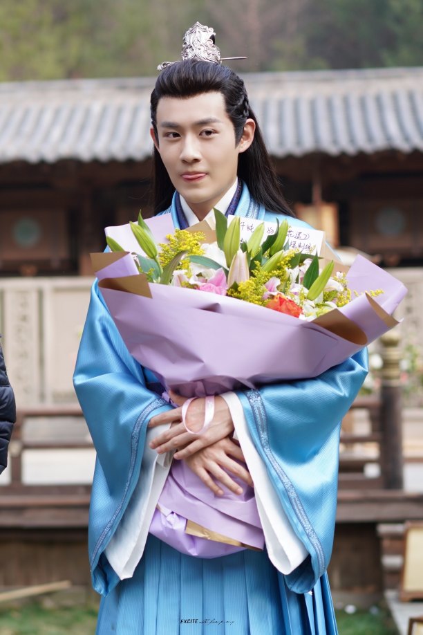         #彭楚粤玲珑狼心