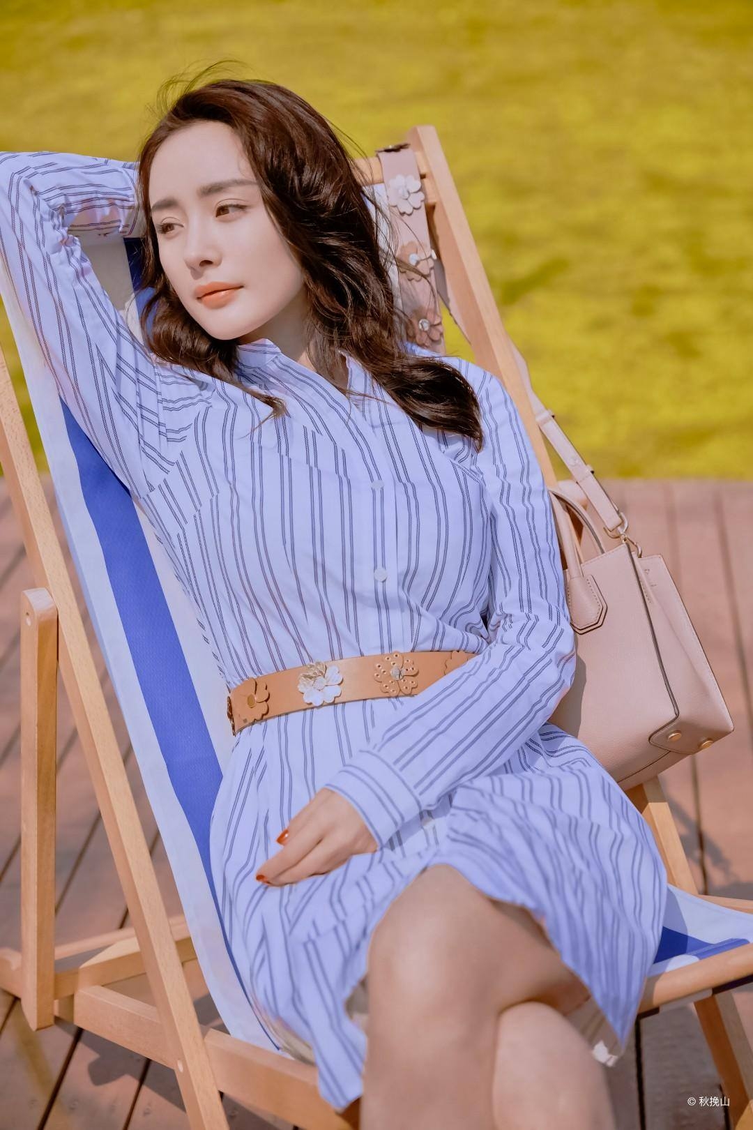 杨幂美图春光乍泄