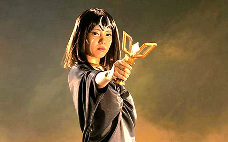 一个是迪迦的媳妇一个是迪迦人间体大古的媳妇