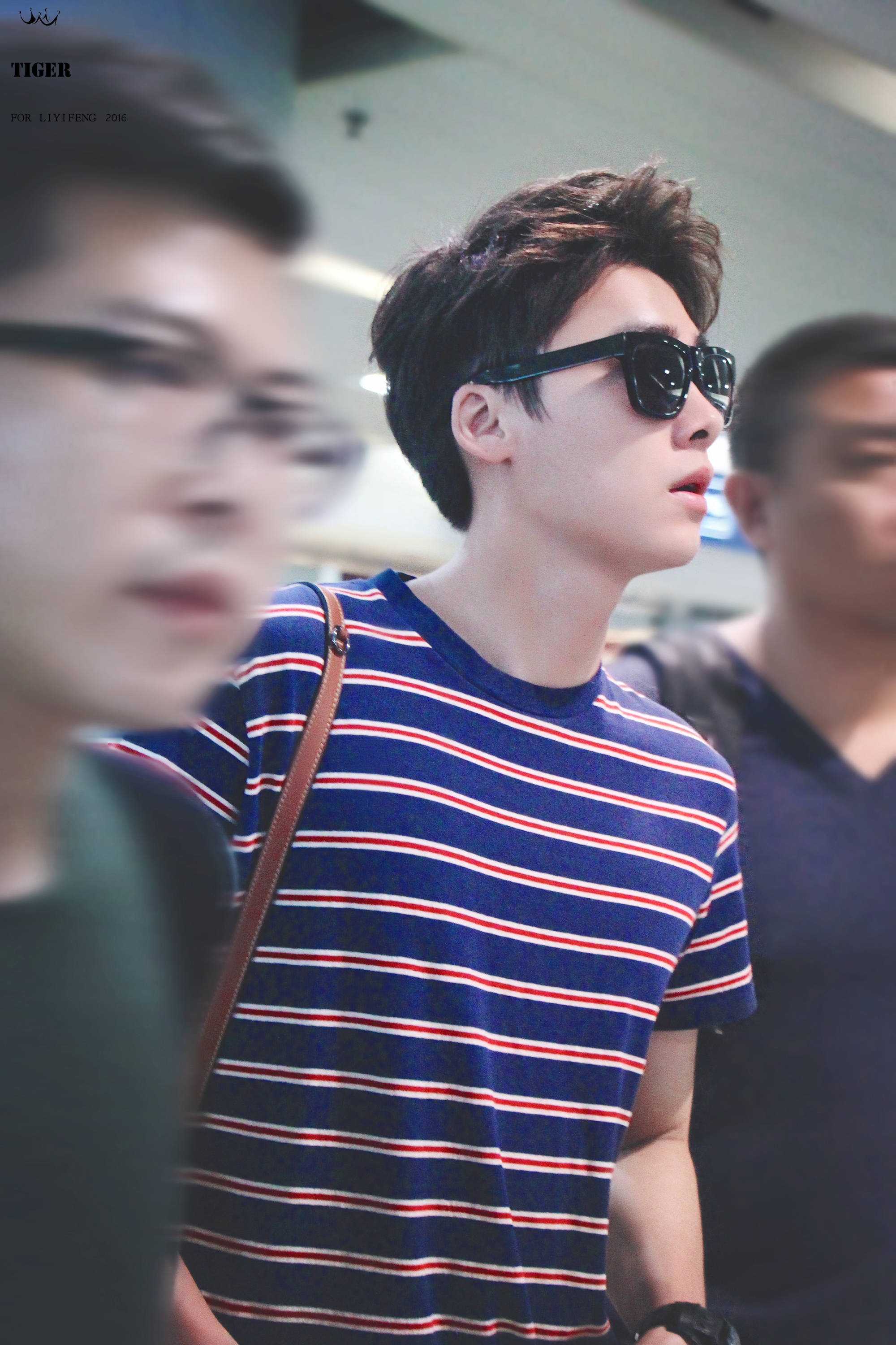 【李易峰】存李易峰的机场美图99-doki-腾讯视频