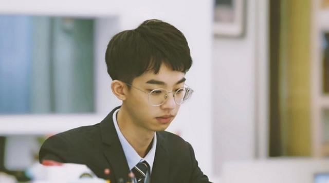 人间理想何运晨