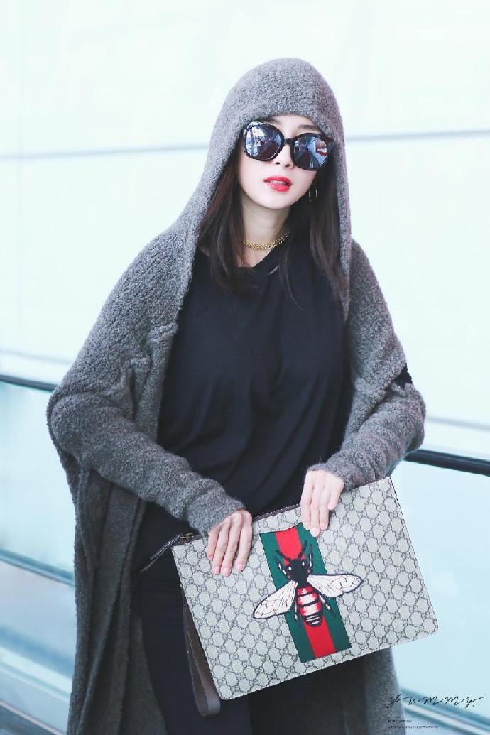 杨幂美图墨镜一戴好酷我好爱