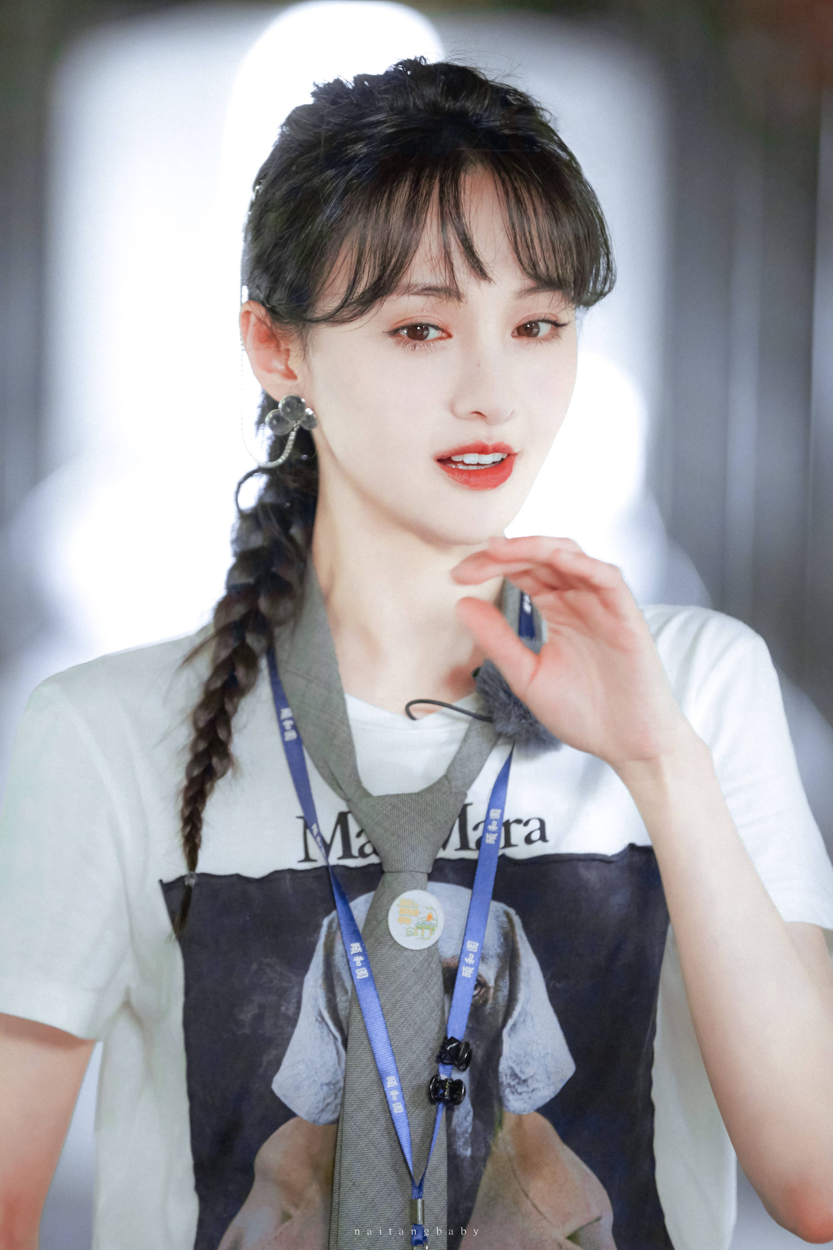 郑爽美图分享贴