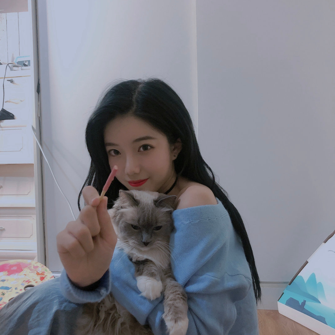 沈梦瑶美图宝藏女孩