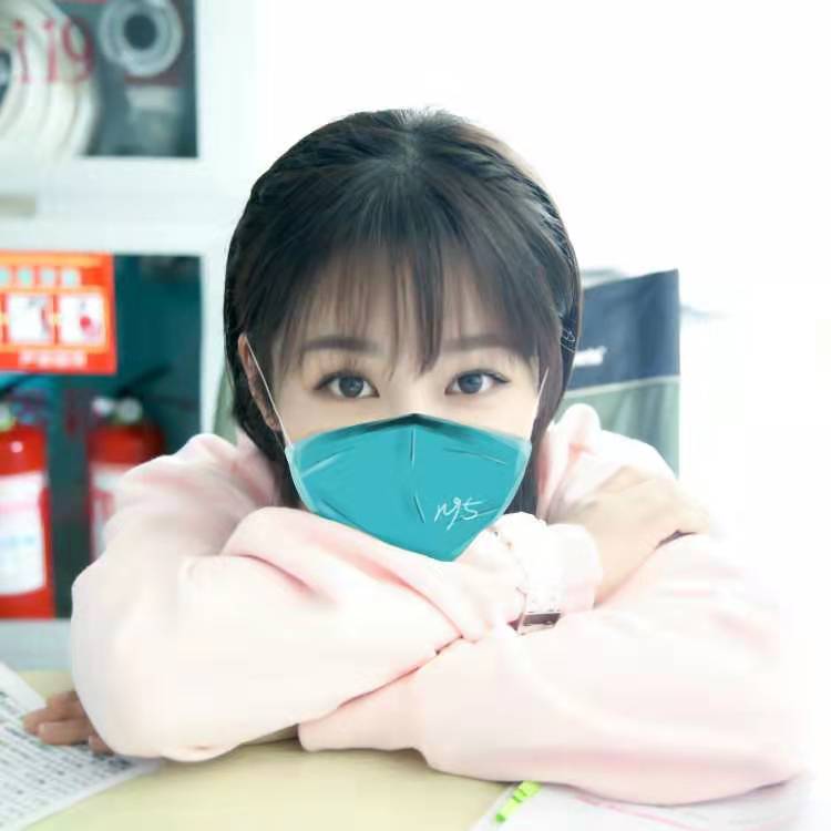 大手小手2020-02-20              #向世界安利 最好的杨紫#戴口罩也