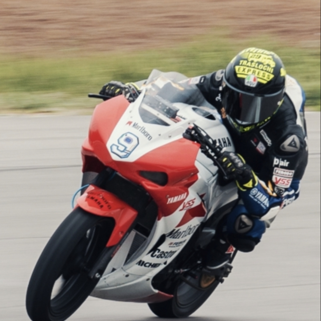 关注 s 尹正如果不当演员,绝对可以男团,这个职业摩托赛车手跆拳道