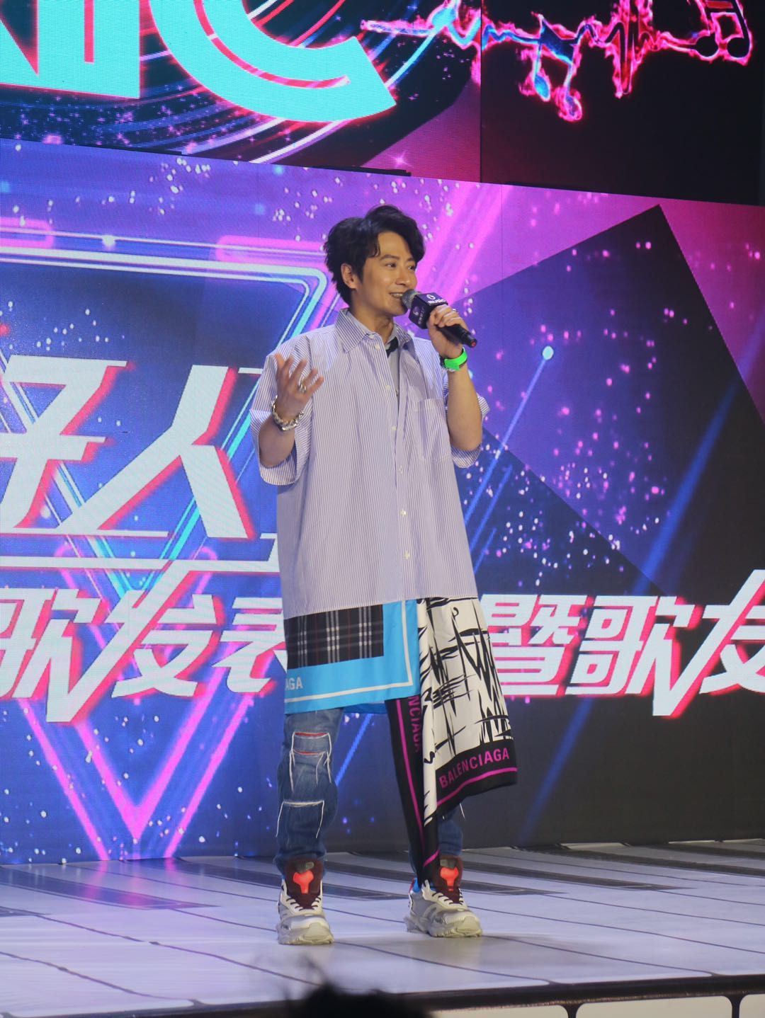 【孙耀威】【饭制】你笑起来真好看!