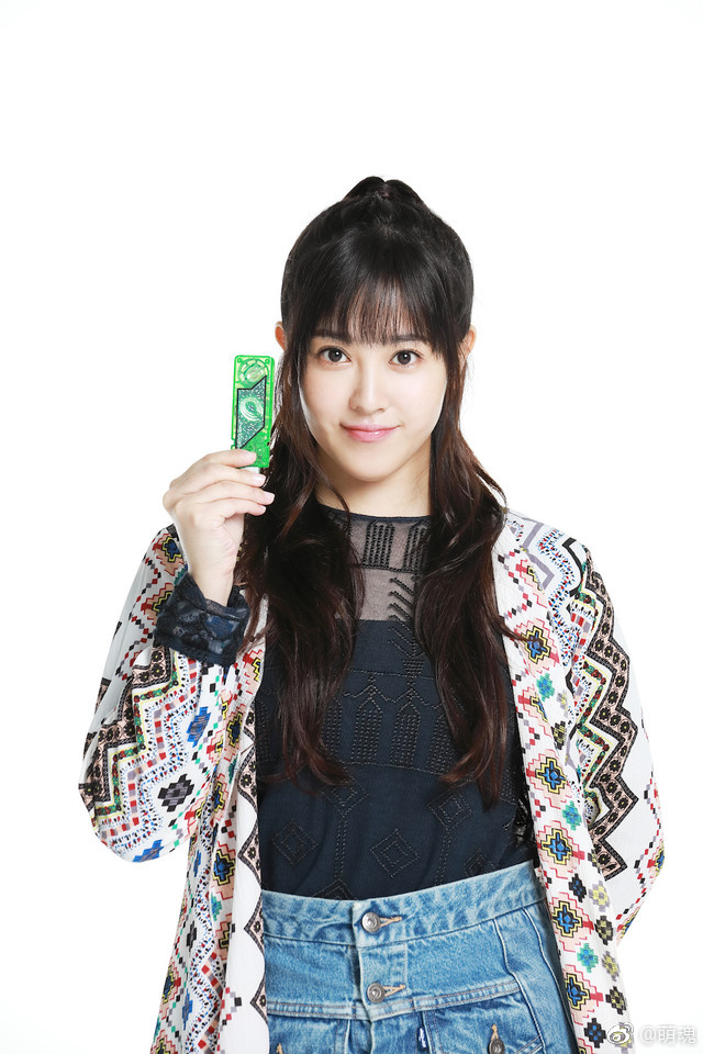 这个是有刘海的山本光