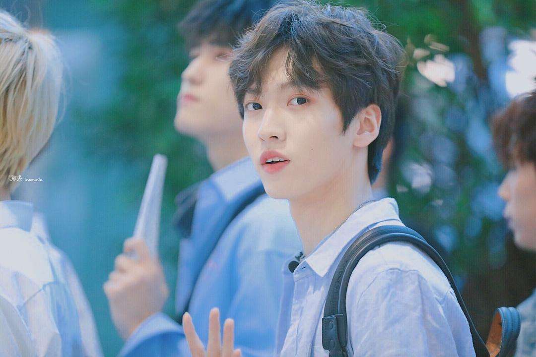 芳 汉 贤 华 九 辫儿 亭 泰2019-06-30              七月的风,八月的