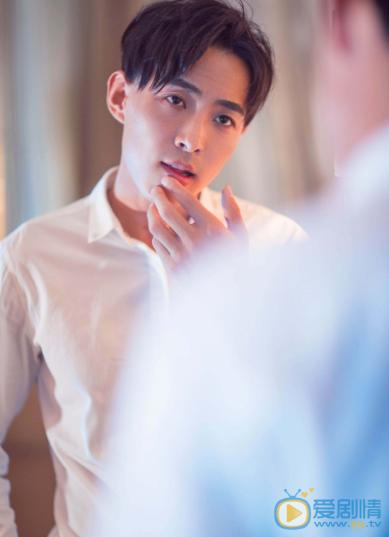 白那日苏吖              查看完整图片 查看完整图片