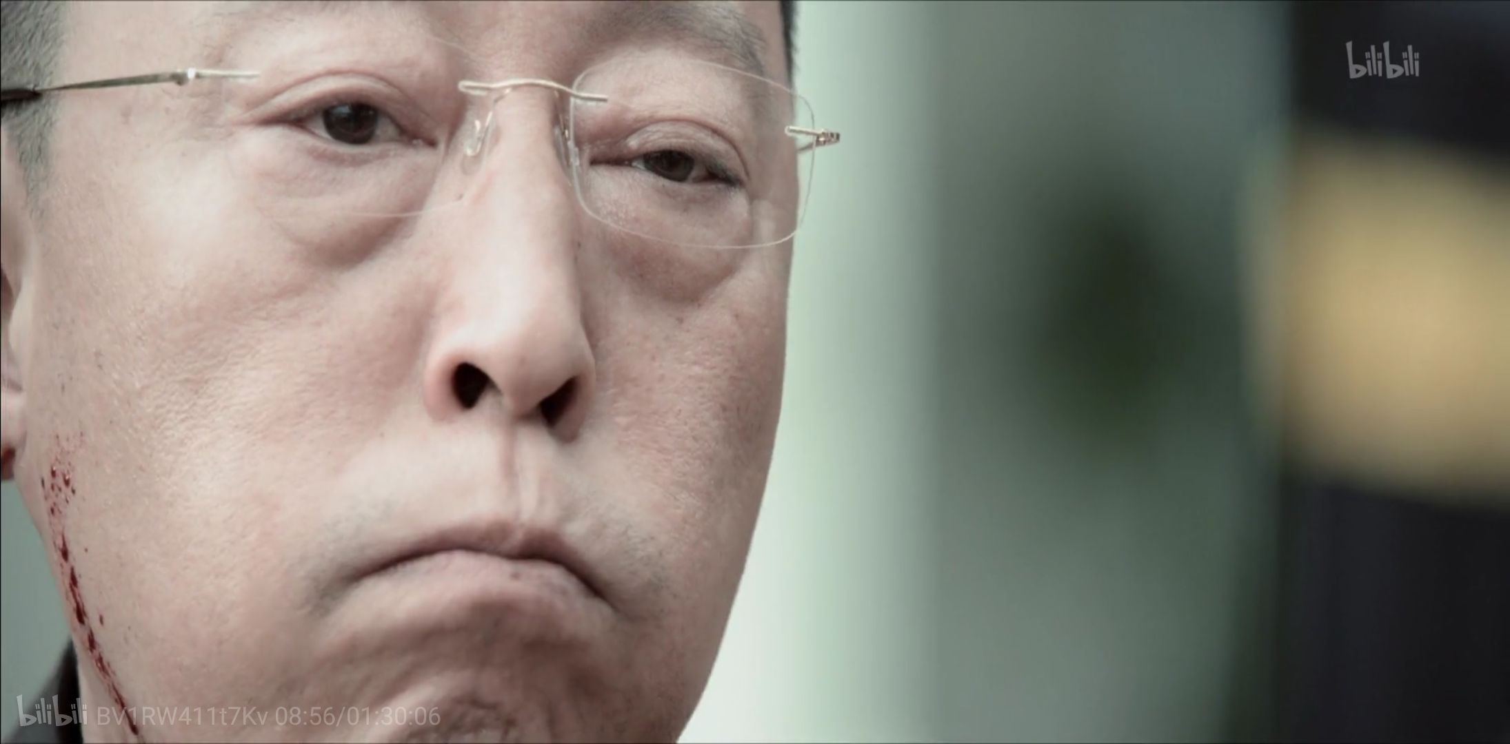 矮油,鼓起嘴的敏登受委屈啦