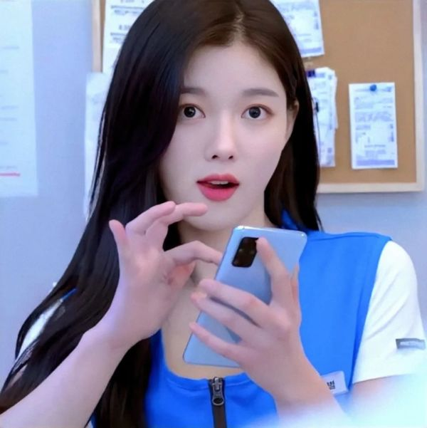 这几天看了嘟嘟的便利店新星和先热情地清扫吧,小仙女真的是太漂亮了