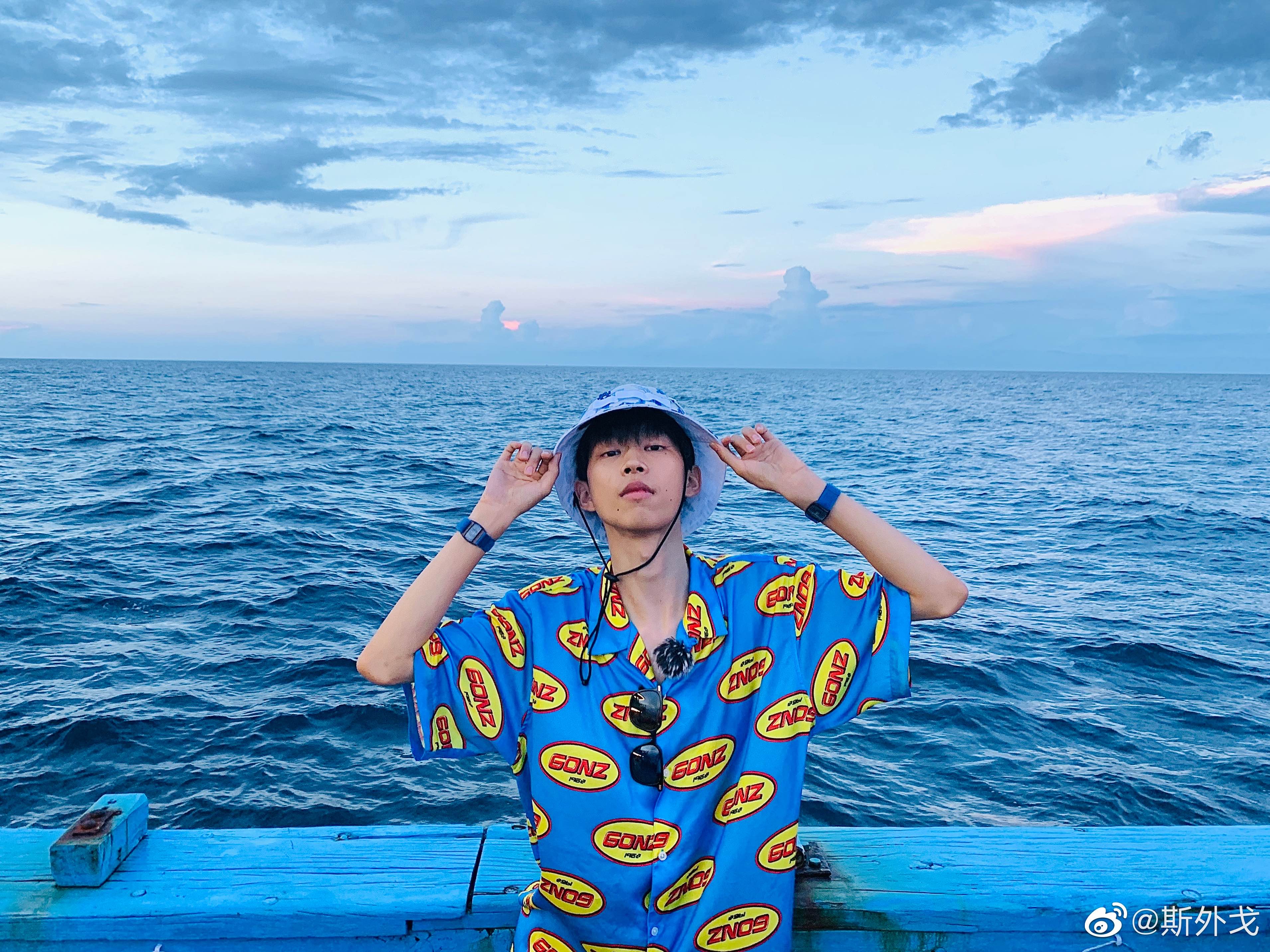 崔玹硕圈外女友.