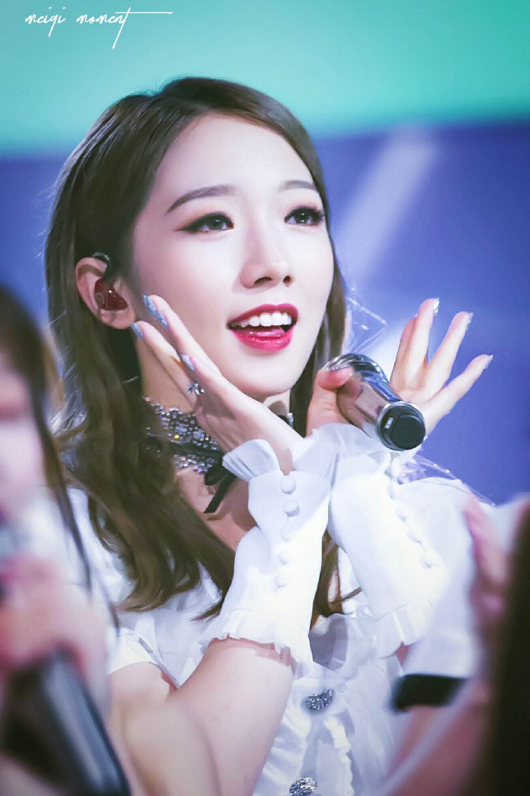 孟美岐美图创造101总决赛