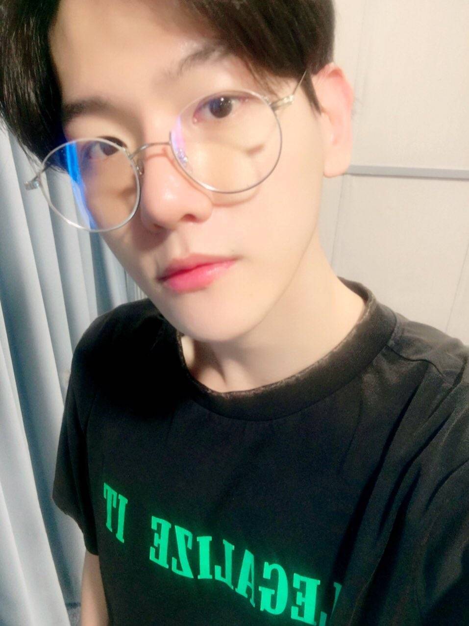 边伯贤一些看起来充满日常感的啵3