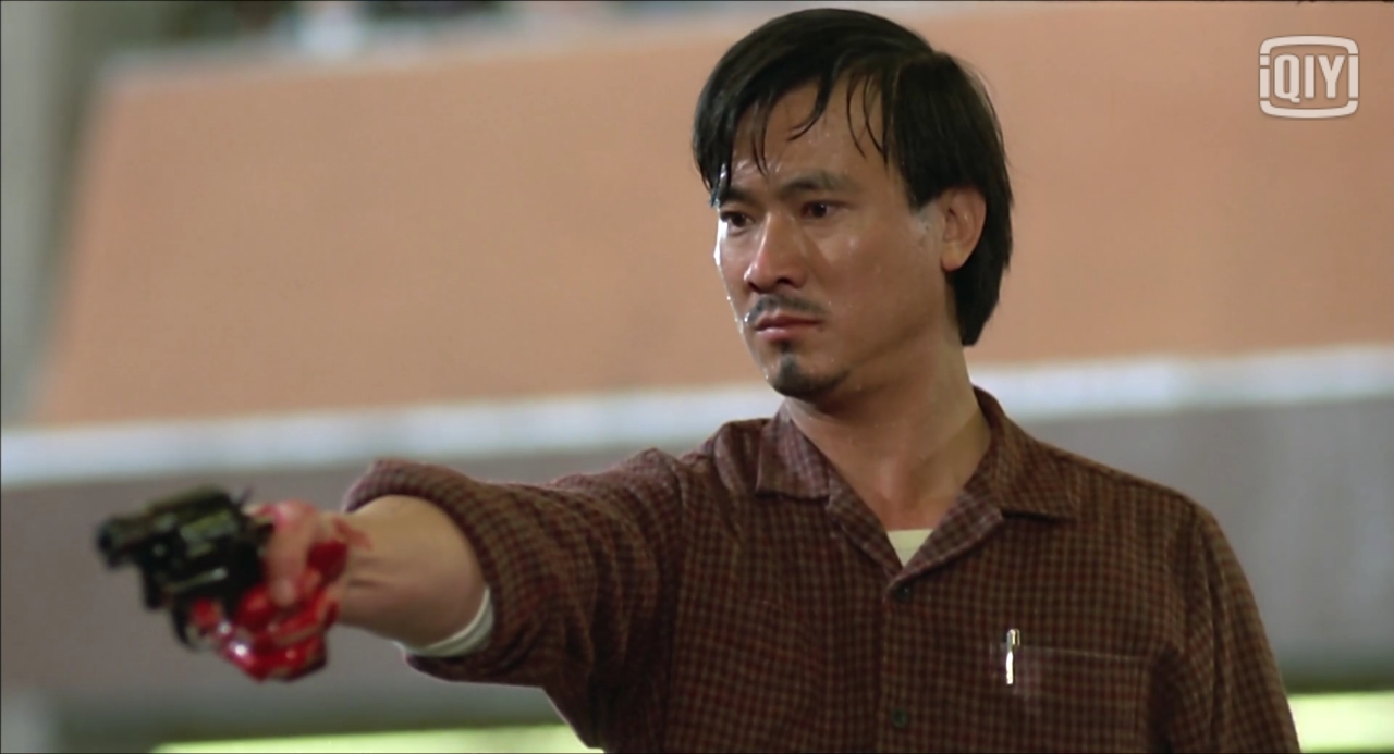 啊b演绎法不容情嘅香港公仆